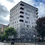 Cozy 2 Bedroom Flat In Central London