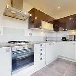 Cozy 2 Bedroom Flat In Central London