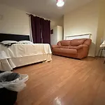 Beautiful 1 Private Bedroom In A Shared 3-Bedroom Apartment Minutes Walk From Bethnal Green