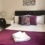 Euston Central Private Bedrooms 119A 1-4