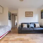 Glenville Apartment