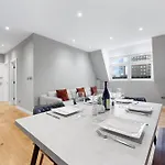 London Bridge Luxury By Sol Haven