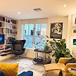 Spacious West End Duplex Apartment, W1 Central London
