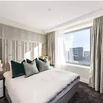 Luxury Apartment Riverside