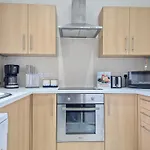 Stylish 2-Bedroom Apartment Near Abbey Road, Maida Vale