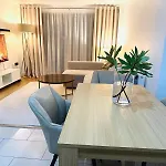 Westferry Deluxe Penthouse