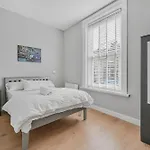 Studio 169