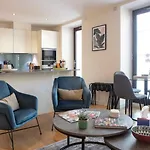Westminster Two Bed One Bath Sleeps 5