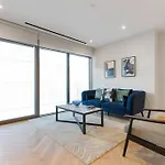 Luxury 2 Bed And 2 Bath Flat With Air Condition