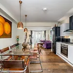 Stunning Flat In Chelsea