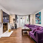 Stunning Flat In Chelsea