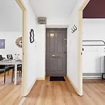 City Centre Fbs Spacious Flat