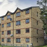 Cosy 2 Bdr Flat With Free Parking Near Tower Bridge