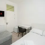 Chic & Cozy: South Kensington Studio