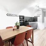 Luxury 2 Bedroom Apartment In Central London