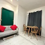Nice 2 Bedroom Flat Wembley