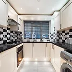 Leyton Guest Rooms - Rooms And Amenities