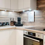 Luxury Apartment In The Heart Of Central London