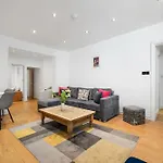 Holland Park Flat, 2Bed 2Bath, Breakfast, Lgf