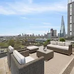 5 Million Pound Stunning Luxury Penthouse Tower Bridge Sleeps 8 Private Jacuzzi