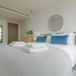 Starhost Residences - Spacious 1-Bedroom Apartment With Balcony