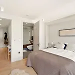 Covent Garden Modern Classic Sleeps 5