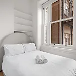 Londwell, Luxury Hyde Park & Paddington Loft Apartment