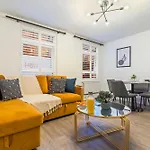 Stylish 2Bed Apartment Fulham, Wifi, Parking