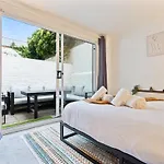 Cozy And Quiet Central 2 Minutes Walk From Main Street Flat W Garden