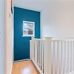 Impeccable 4-Bed House In Brixton London