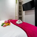 Stylish 2 Bedroom Apartment In Shoreditch - London