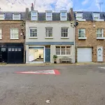 Massive 200 Sqm 3-Bedroom Villa