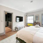 Soho 2 Bedrooms, 3 Beds, 2,5 Bathroom On Central Location