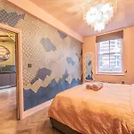 Stylish 2Bed Flat Interiors Designed By Soho House