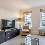 Pelham Court Apartments