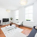 Charming 1 Bedroom By London Bridge