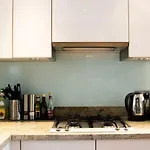 Modern 2 Bedroom With Balcony Near Oxford Street