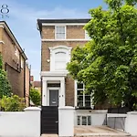 Luxury Chelsea House With Parking