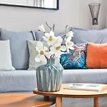 Spacious Bright 2-3 Bed Flat In Fulham By The Thames