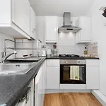 Apartment Big Ben, 10 Mins To London Bridge, 5 Min Croydon, 30 Min Airport
