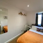 Comfy Bedrooms Near Euston Station - 1 Exmouth