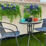 Westminster 1 Bed Apt With Terrace