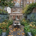 37 Cadogan Place Exquisite Maisonette
