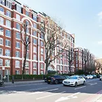 Londwell, Regents Park & Abbey Road Studios Luxury Apartment