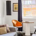 Central Covent Garden Gem - Charming 1 Bedroom Flat
