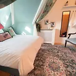 The Maple Retreat - Hampstead