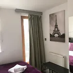Euston Private Bedrooms 119A 1-4