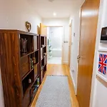 Lux Room To London Eye