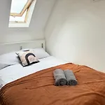 Wembley Stadium Rooms, 12Mins Central London