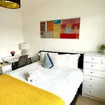 Harrington Apartments In Central London